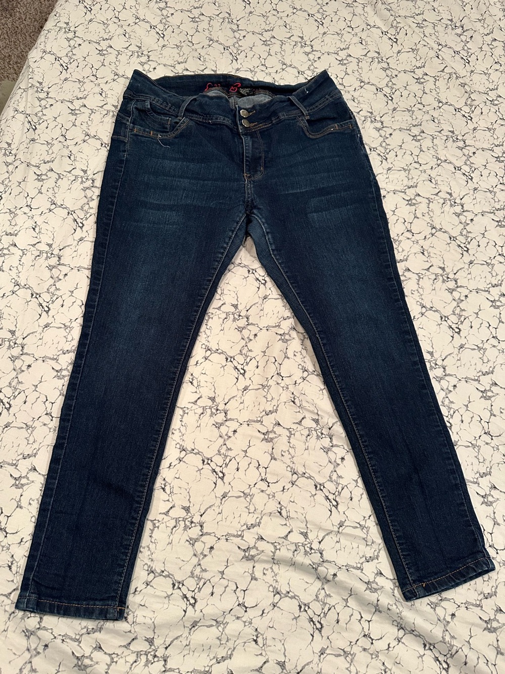 Women's Dark Indigo Stretch Skinny Jeans